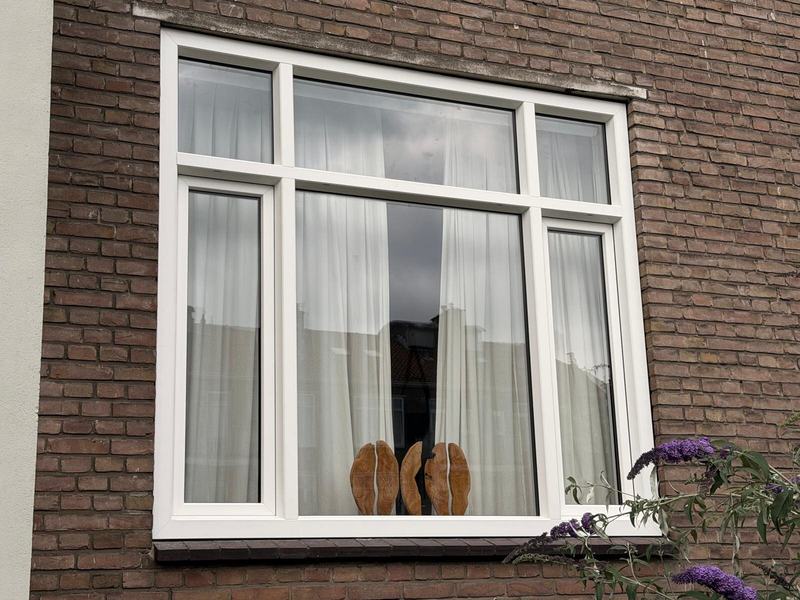 Nieuw kozijn met bovenlichten en HR++ glas